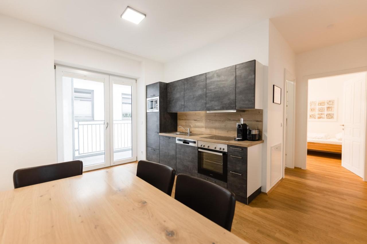 Nadland Wehlistrasse Apartament