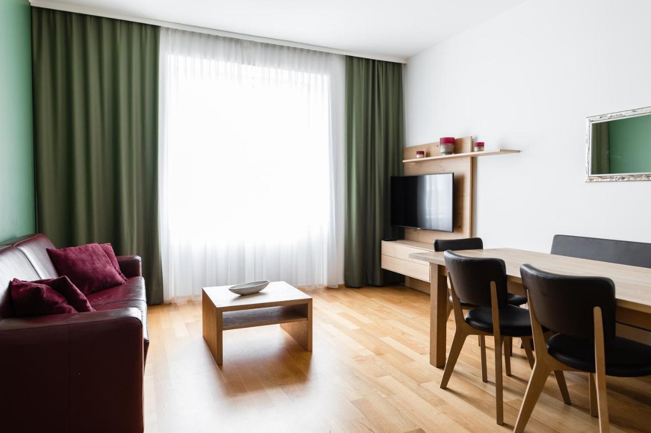 Nadland Wehlistrasse Wien